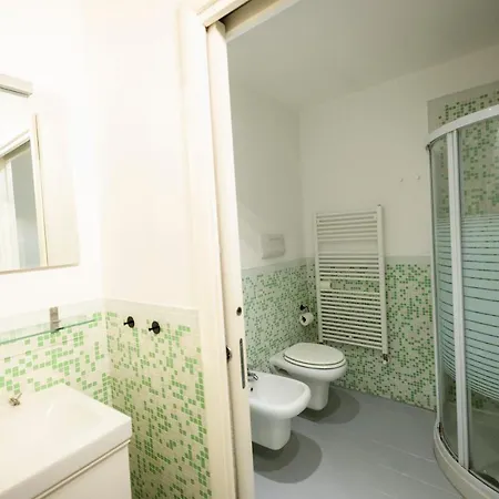 Ampio Loft Di Design In Piazza Firenze * Milano