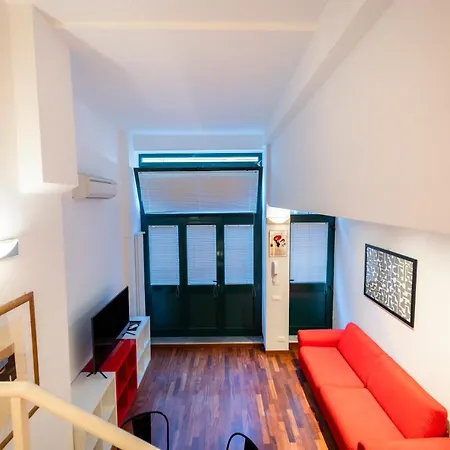 Ampio Loft Di Design In Piazza Firenze Lägenhet Milano